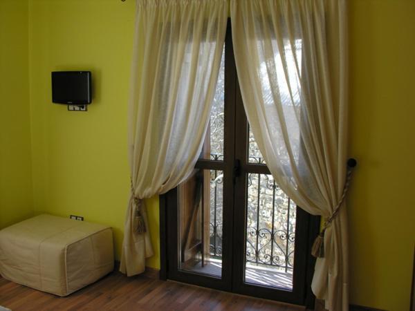 Hostal Rural Casa Parda Tramacastilla de Tena Zimmer foto
